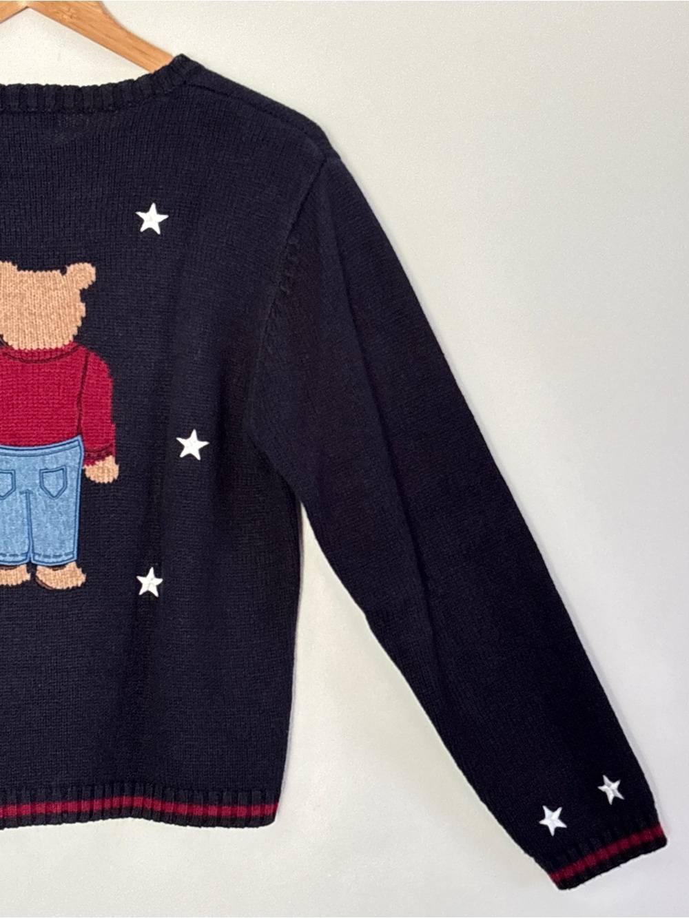 Vintage Christopher & Banks USA Bear Pullover Crewneck Small Embroidered Patriot - Picture 10 of 16